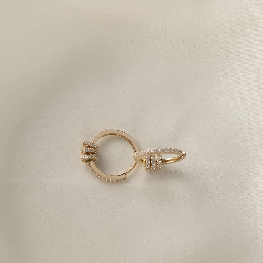 14 Ayar Altın Charm Halka Taşlı Küpe A14-046