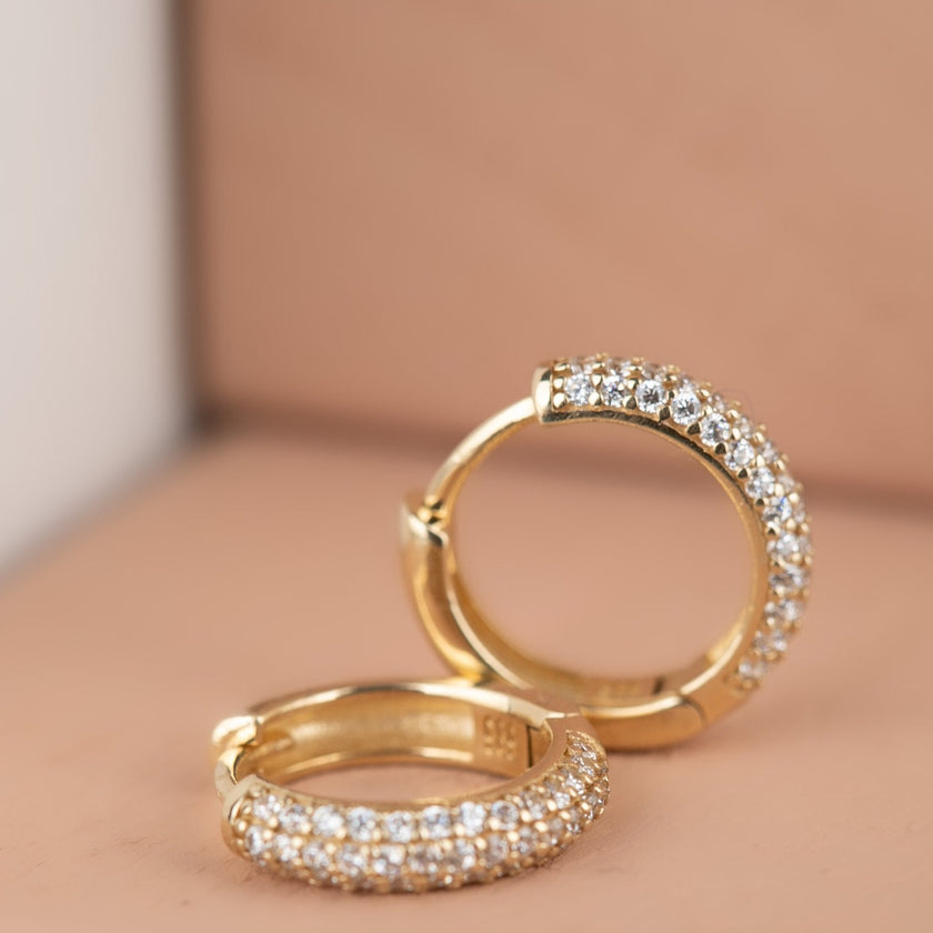 14 Ayar Altın Halka Taşlı Küpe Minimalist Model