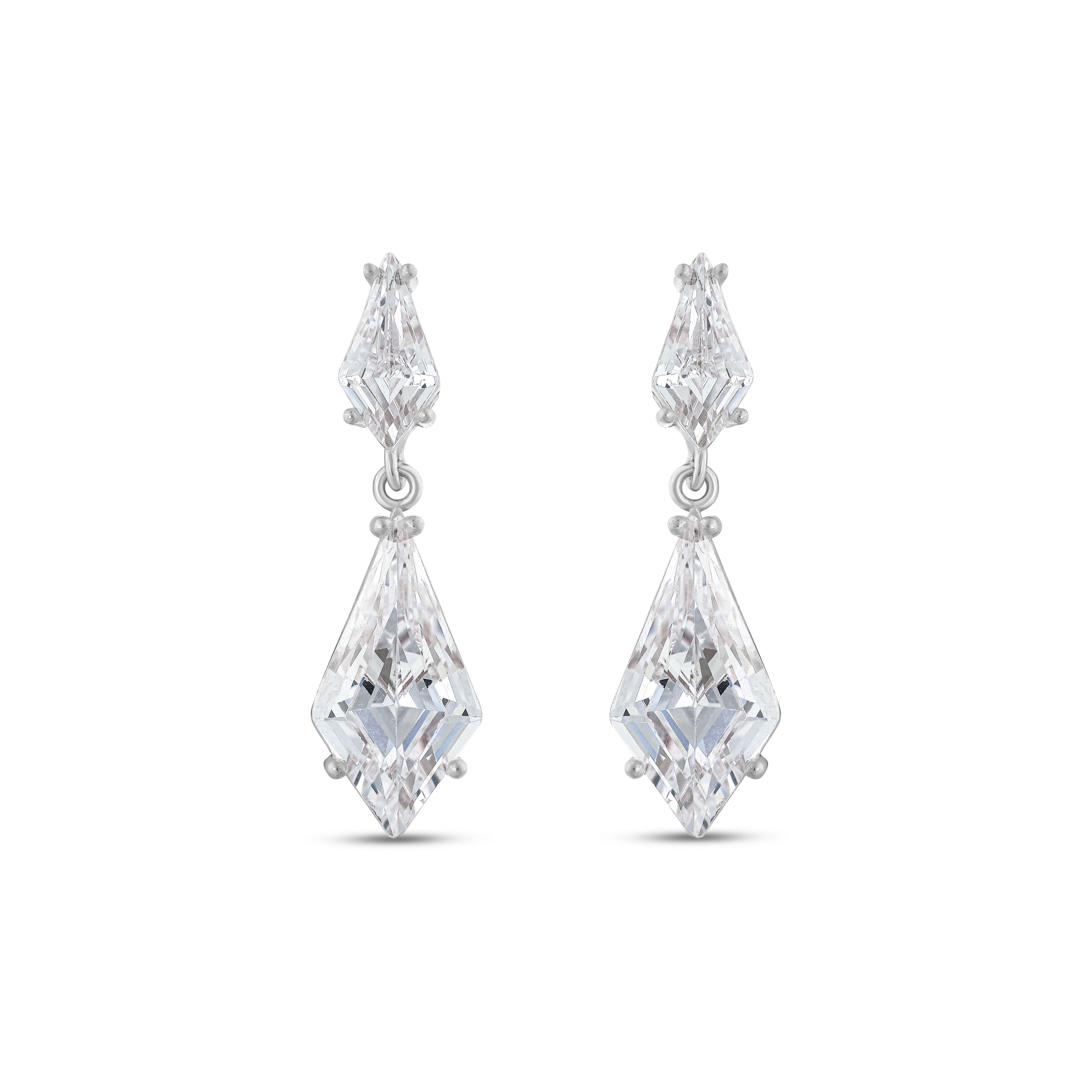 Damla Sallantılı 925 Ayar Gümüş Küpe SSDE003